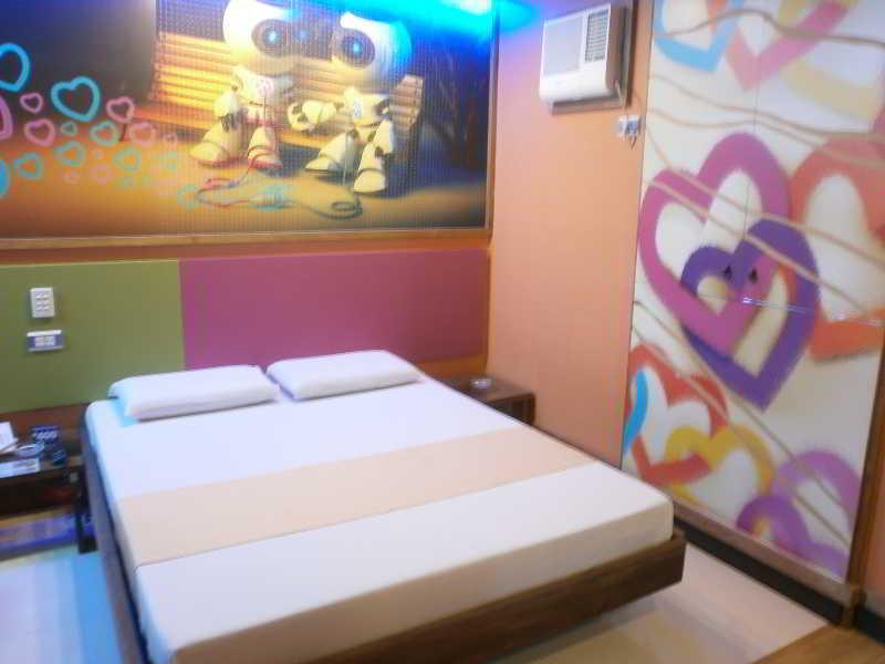 Hotel Dream World Las Piñas Exteriér fotografie